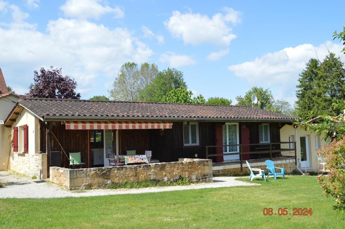 Le Chalet Des Contries Sarlat-la-Canéda Exterior foto